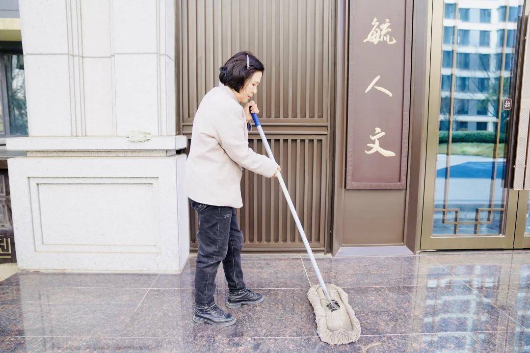 深度揭秘┃鑫马央玺保洁员的一天