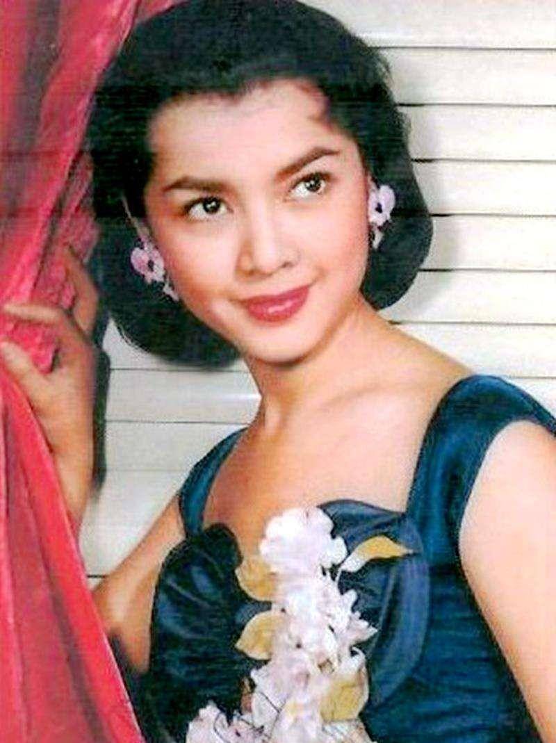 《三笑》主演陈思思:为丈夫两度自杀,离婚后竟成为前夫的婶婶_高远