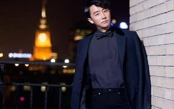 原创山海情黄轩喝醉被赞上热搜你背后的努力时间看得见