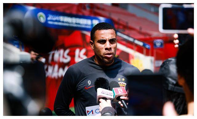 原创古斯塔沃备战复出信心满满只待联赛开幕