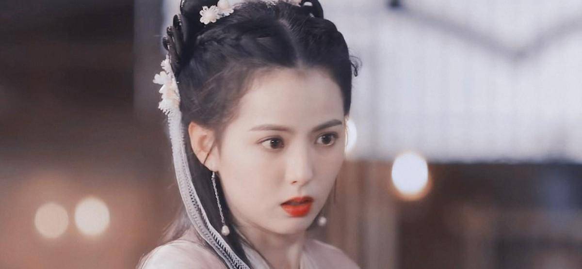 原创原创师兄总是要开花杀青方逸伦黄日莹主演又一部高颜值古偶剧