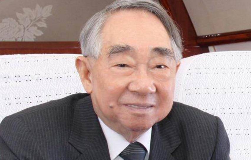 海上皇帝私生子继承4000亿台币遗产曾因空姐损失20亿台币