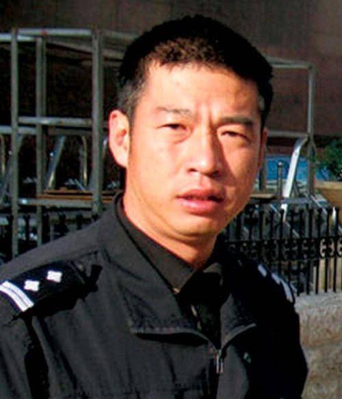 原创悍匪杨天勇有多嚣张冒充警察残害19人覆灭后意外牵出杀妻案