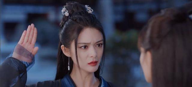 当左青鸾拿着药去看望自己最心爱的朝歌时,却听到