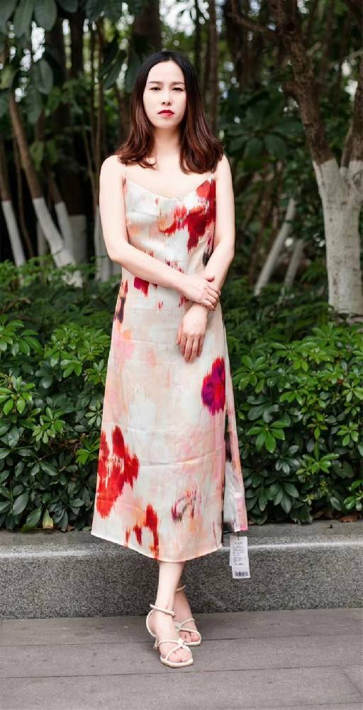 周燕妮一位风姿绰约令人心驰神往的绝世佳人