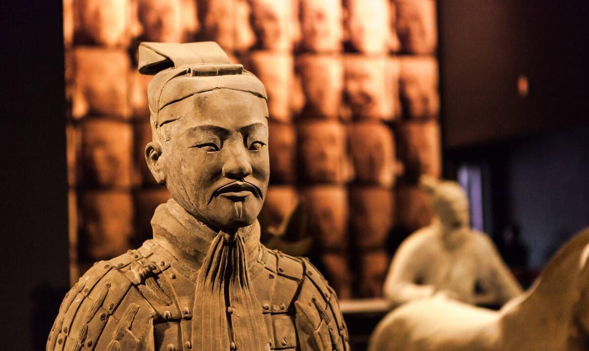 原创兵马俑会不会是秦国的秘密军事基地为何史书没有任何记载