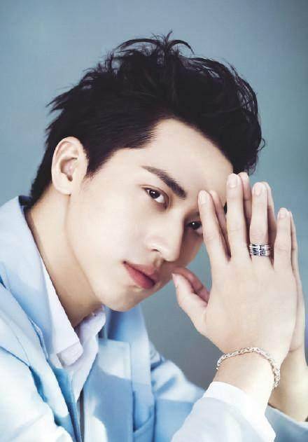 原创上瘾和假偶天成中的两对高颜值双男主你更喜欢哪一对呢