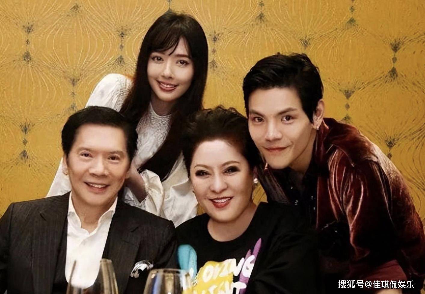 原创向佐变身花洒重温向太向华强与周星驰的复杂情仇