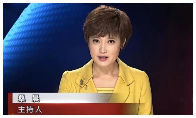 跟着桑夫,当然少不了他的"影后"老婆赵莹,俩人还联手合作过不少作品.
