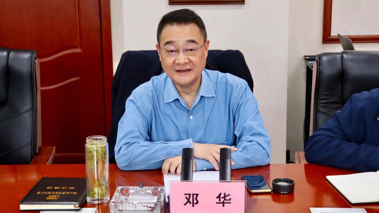 邓华对罗勇一行的到来表示欢迎.