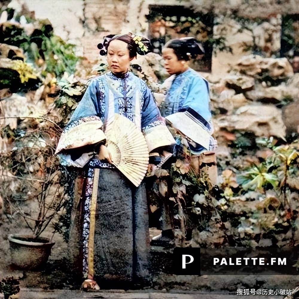 晚清女子彩色老照片展览:从照片中看真实的晚清女性形象