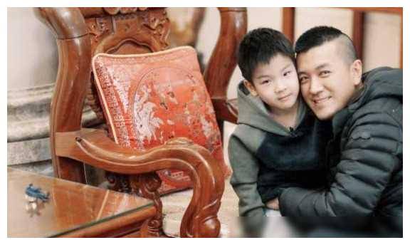 儿子安迪惹祸妈妈黄圣依大变身众人惊讶小暖男登场