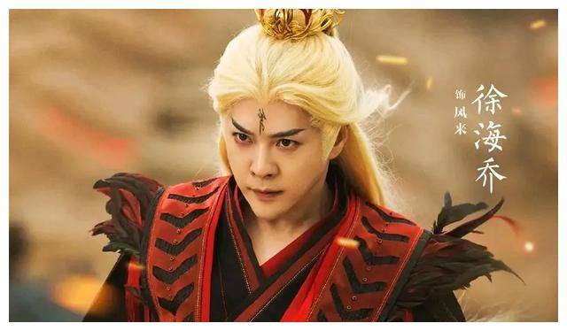 沈璃的妈妈可是现任灵尊的师妹,也是六冥前任灵尊最疼爱的弟子.