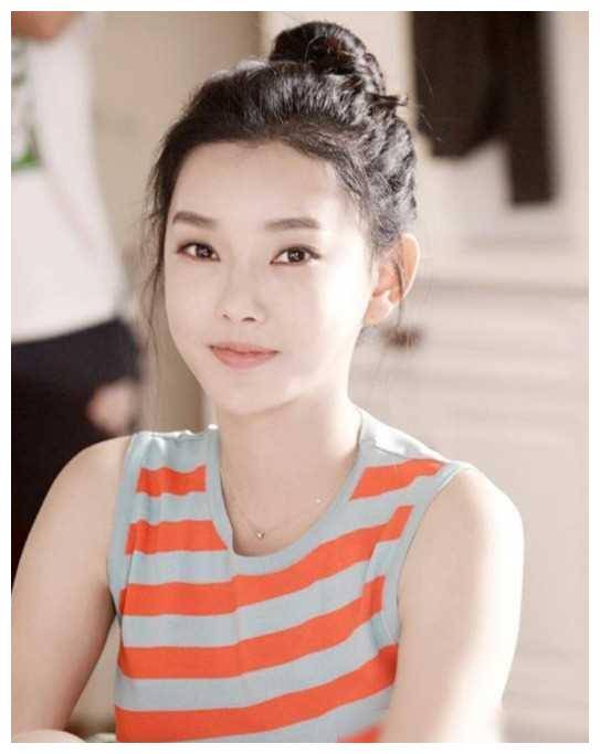 大二被王晶发现,演三部戏狂揽26亿,她是最美晶女郎!