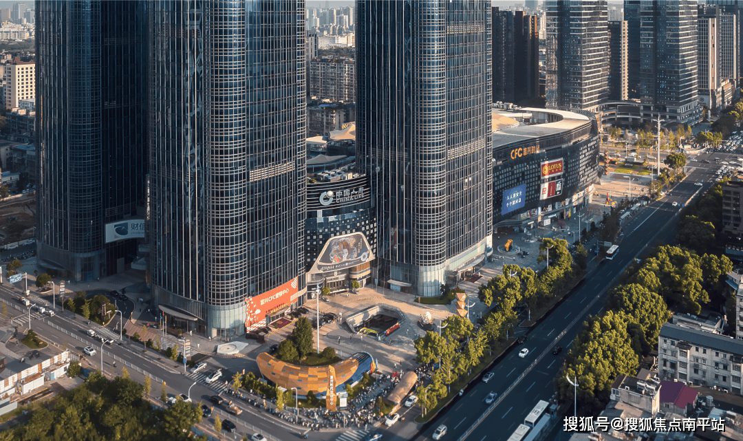 长沙华发四季云玺78784001598559转8666售楼中心