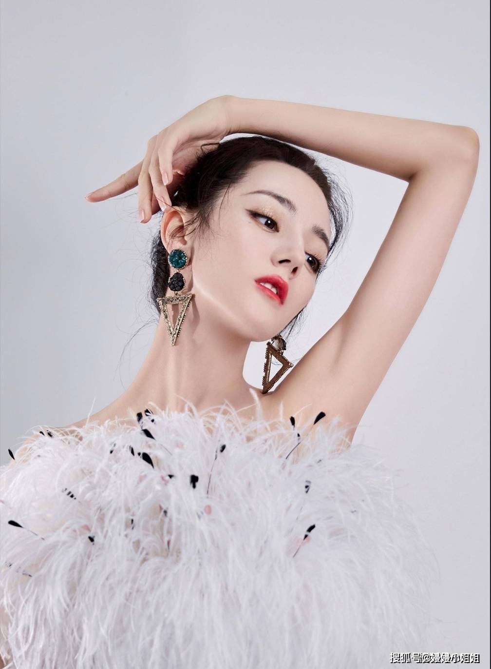 迪丽热巴这身材内娱谁能顶得住