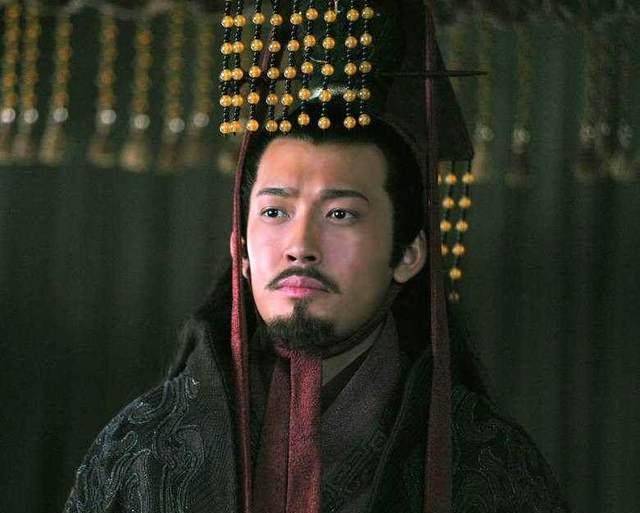 公主的家奴杀人,他秉公执法后誓死不认错,他死后皇帝说:我错了_刘秀