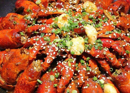 原创小龙虾好吃难清洗教你一个小妙招洗得更干净吃得更放心