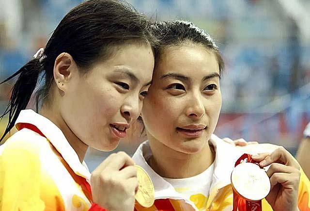 原创跳水皇后吴敏霞追平郭晶晶记录退役嫁平民老公今生二胎