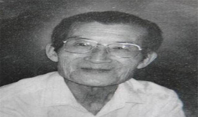 爱新觉罗毓喦是溥仪的心腹之一,他跟随溥仪十多年,溥仪的生活都是由他