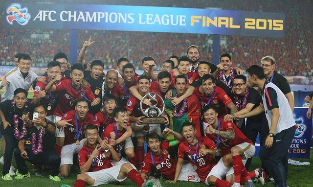 湾区德比广州队1比1佛山南狮