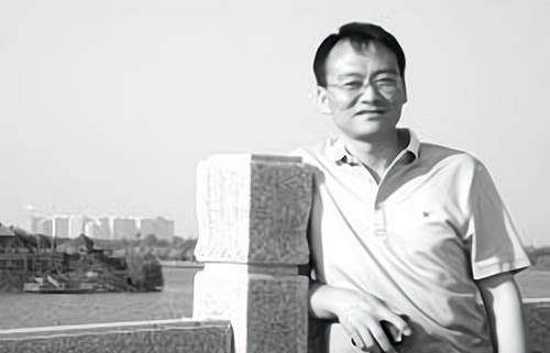 1995年河南小伙拒绝向韩国女老板下跪被开除现如今他怎样了