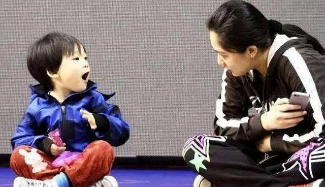 她是体操女神拒绝身价过亿的前夫资助36岁肤白貌美至今未婚