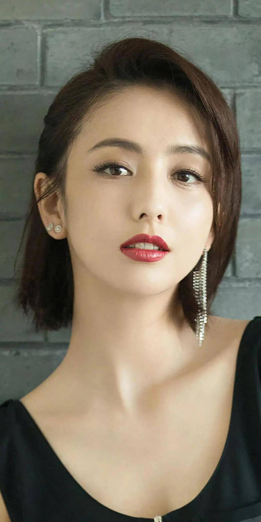 佟丽娅自称全班最丑看合照什么神仙班级