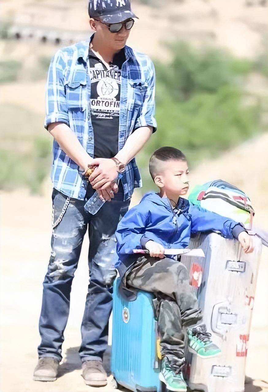 爸爸去哪儿10位男孩现状有人进国家队有人被校园霸凌