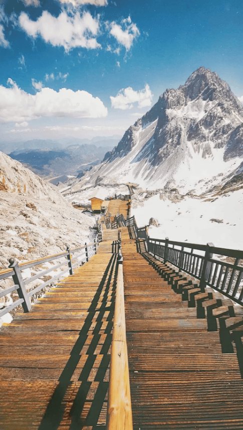 云南旅游景点玉龙雪山1000元能在丽江玩几天码住收藏