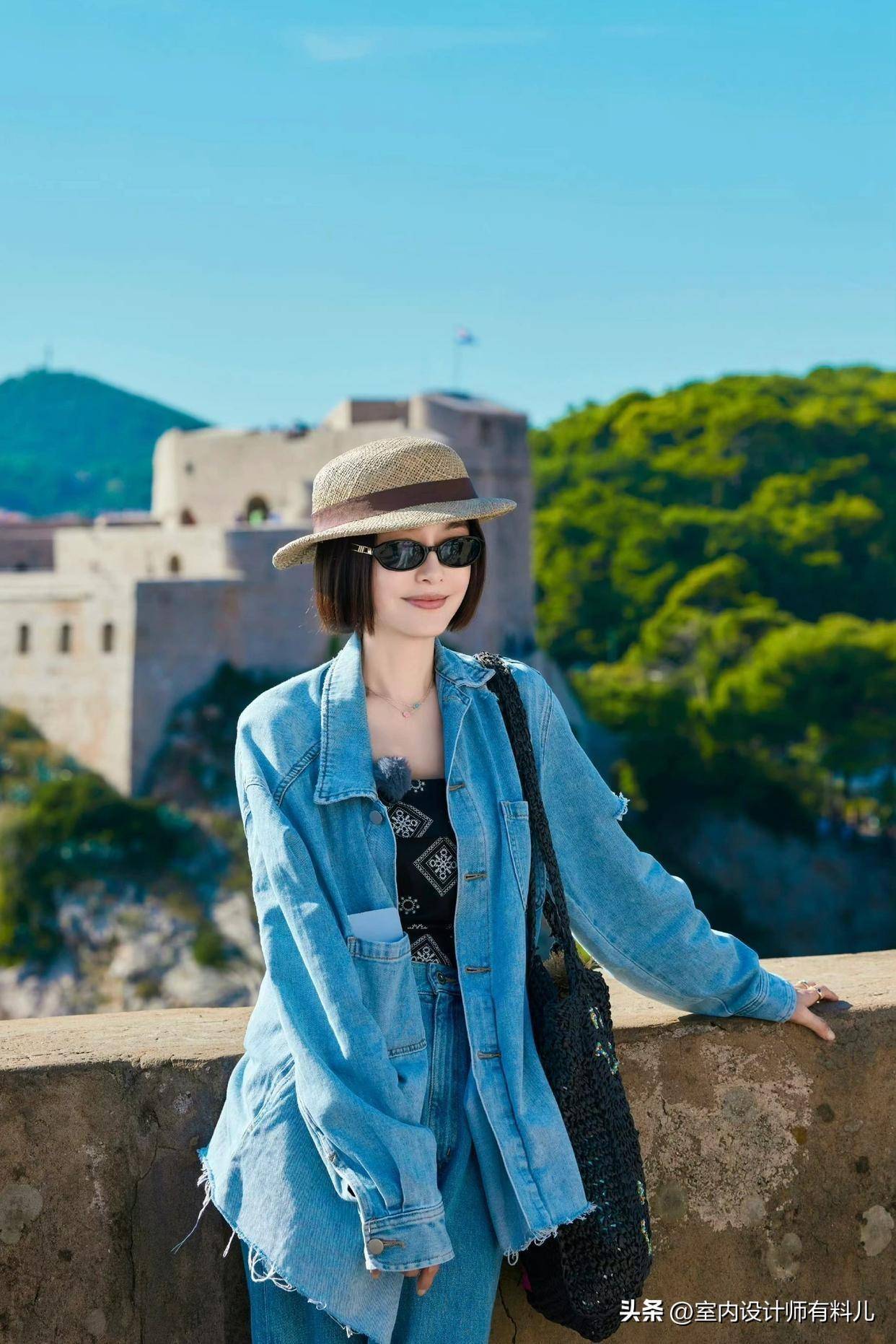 原创44岁秦岚的豪宅火了家里精致温馨一尘不染房子很大一个人住