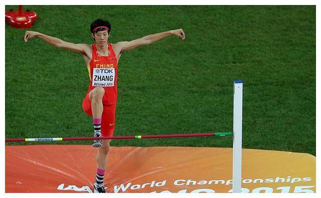 原创张国伟中国体坛泥石流归来搞笑与跳高皆认真