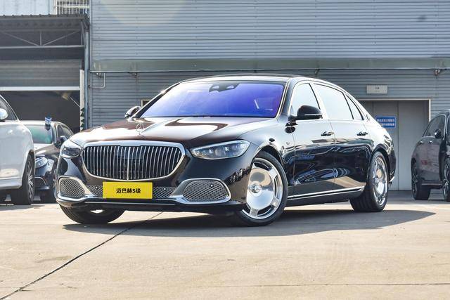 新款奔驰迈巴赫s级上市,配置/售价微调,售价46.