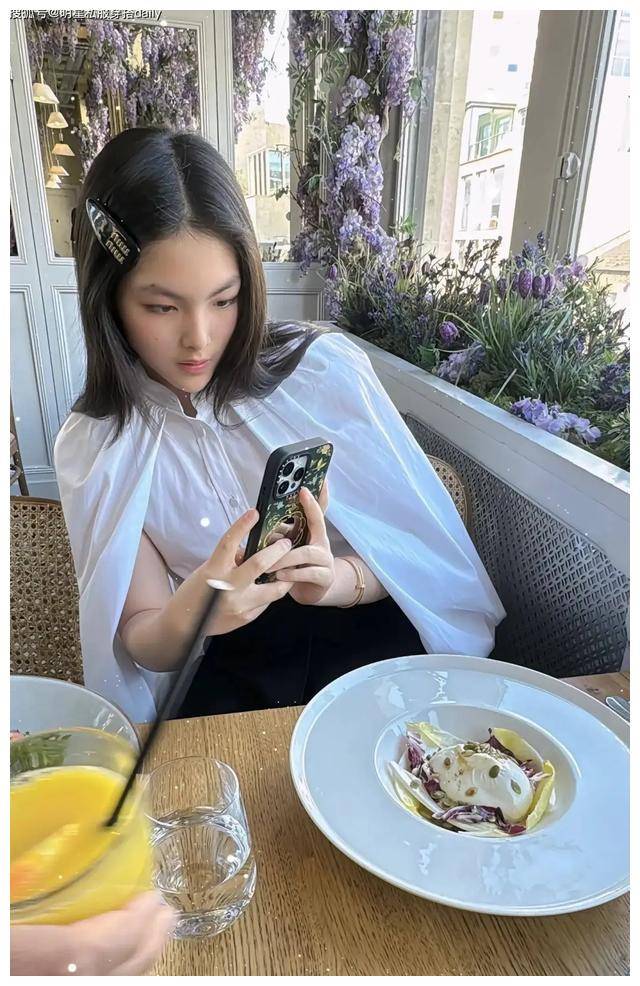 15岁王诗龄现状两身大牌行头超10万一只发卡顶一个人工资了