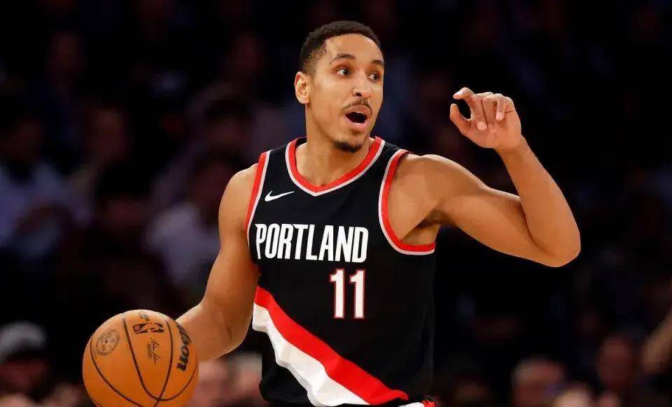 nba交易市场大热门火箭队争夺格林湖人队意外迎来拉塞尔