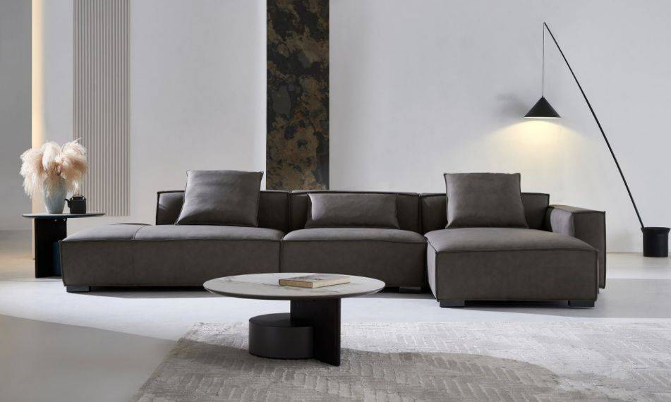 聪明人选沙发可不只会看颜色软装十大品牌米兰软装