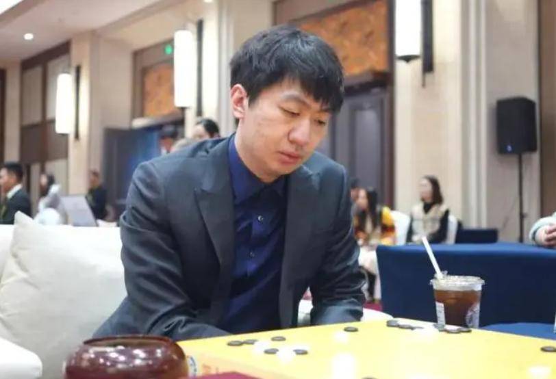 党毅飞,不愧夺lg世冠,斩杀申真谞,韩外战连胜捷报频现!