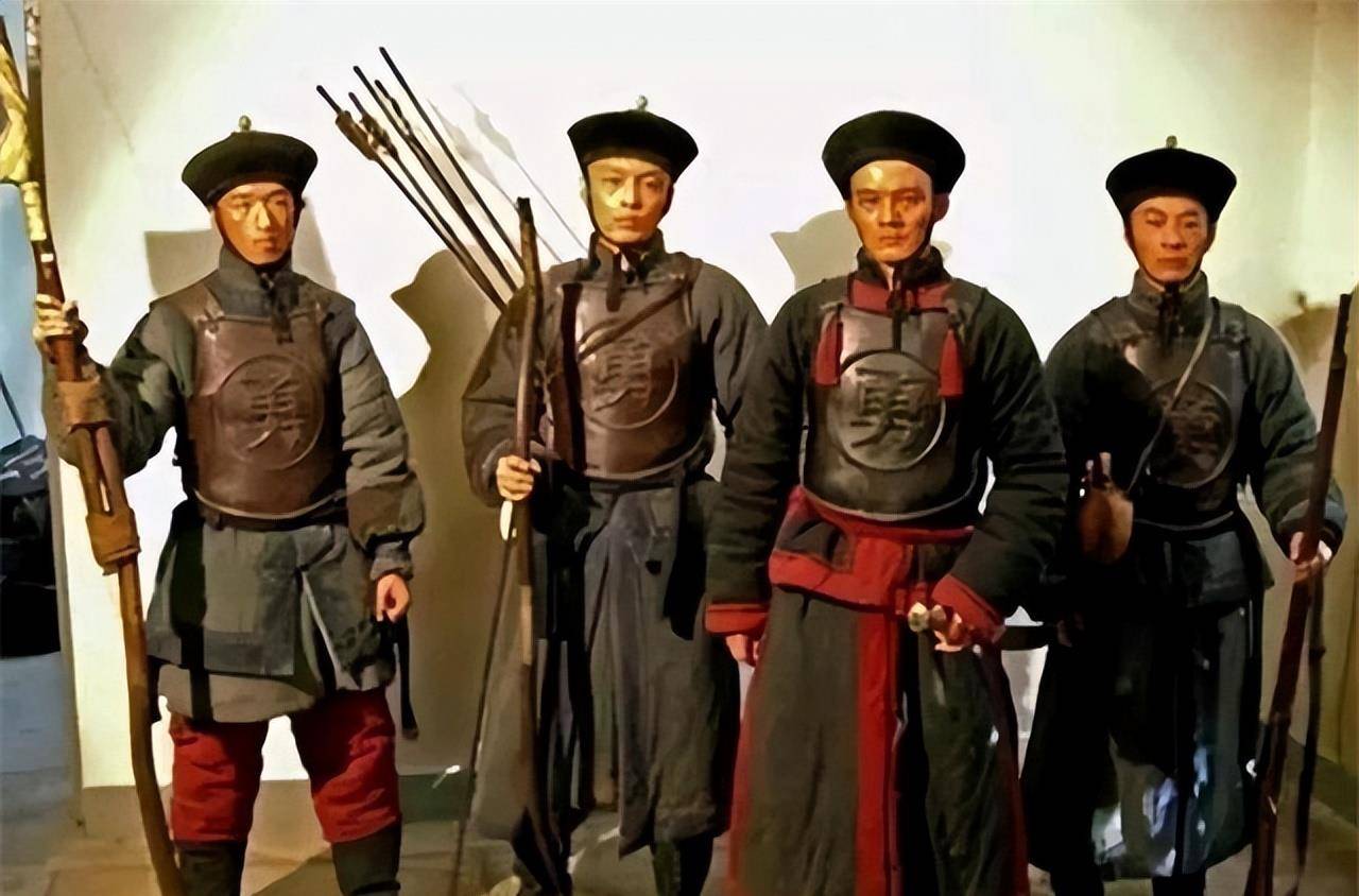 原创清朝士兵服装上的兵与勇仅一字之差地位却是天壤之别