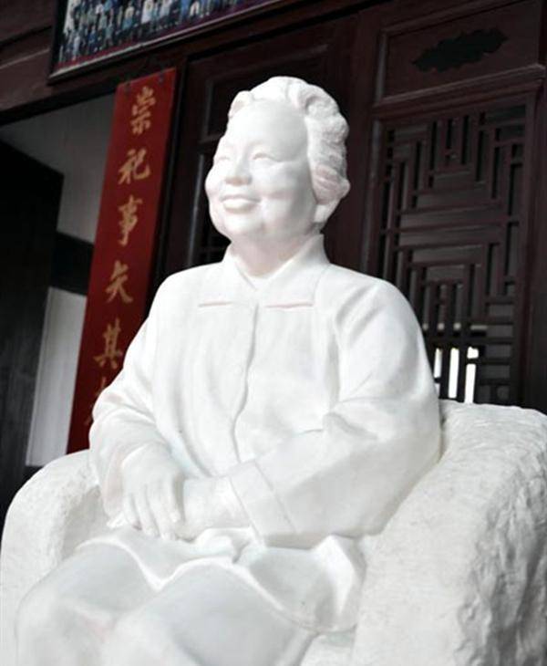 中国太空材料之母,断然回绝美国高薪相邀,表示:中国更需要我_林兰英