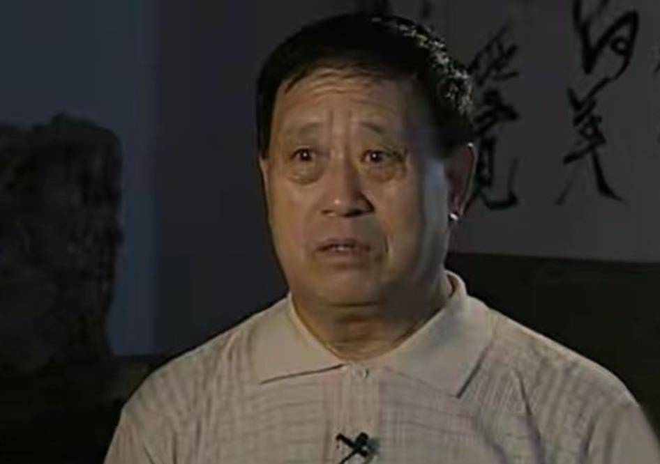 1971年退伍老兵救下一老人,获赠一颗小泥球,38年后得知价值2亿_王占奎