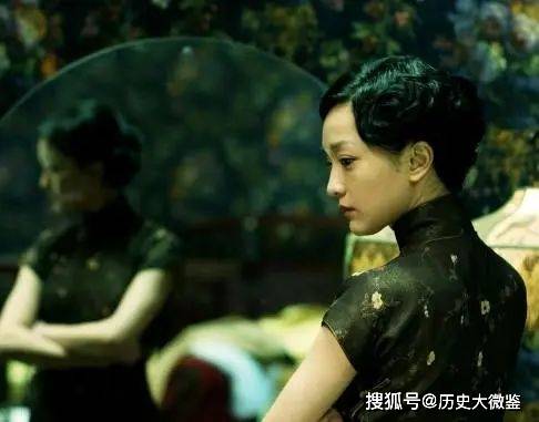 原创她一生未嫁两次入狱将恋人的照片保留至死丧礼上恋人向她道歉