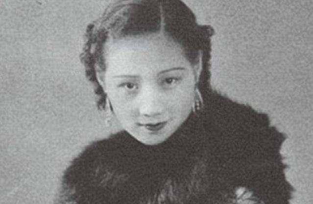 原创她因名字太文艺被同学排挤校长帮她改成俗气名不料红遍上海滩