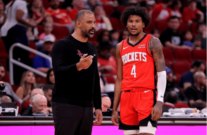 美记:火箭考察状元热门,斯通欲向上交易选秀权_亚历克斯_对手_球员