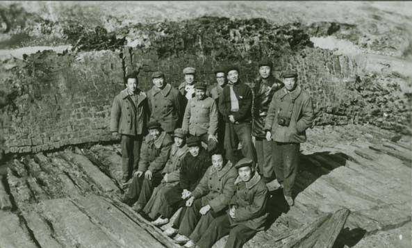 原创1974工人钻探发现木炭紧急上报市委书记出动工兵拨款十万