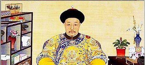 原创嘉庆帝一登基就杀掉了曾帮过他的和珅理由虽很粗暴却不是贪污