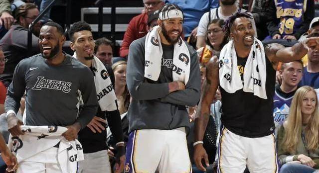 湖人弃将打疯了,76人这次捡漏赚翻了_麦基_霍华德_比赛