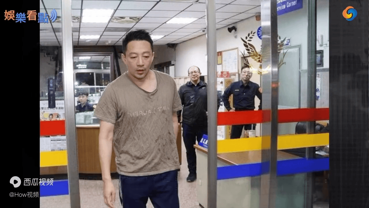 其次当然就是当当网的李国庆,不过也可能因为汪小飞是巨蟹座,感觉他