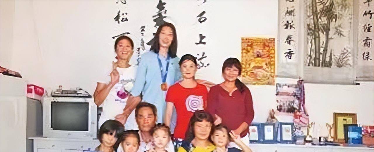 原创中国女排巨星朱婷用比赛奖金还清家中债务如今父亲最操心婚事