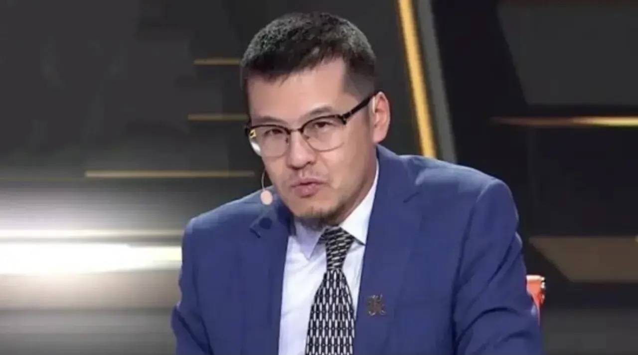 原创火箭132126雷霆豪取十连胜赛后杨毅点评比赛说的一针见血