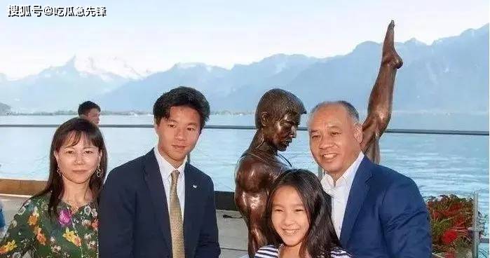 李宁与儿女被爆出!